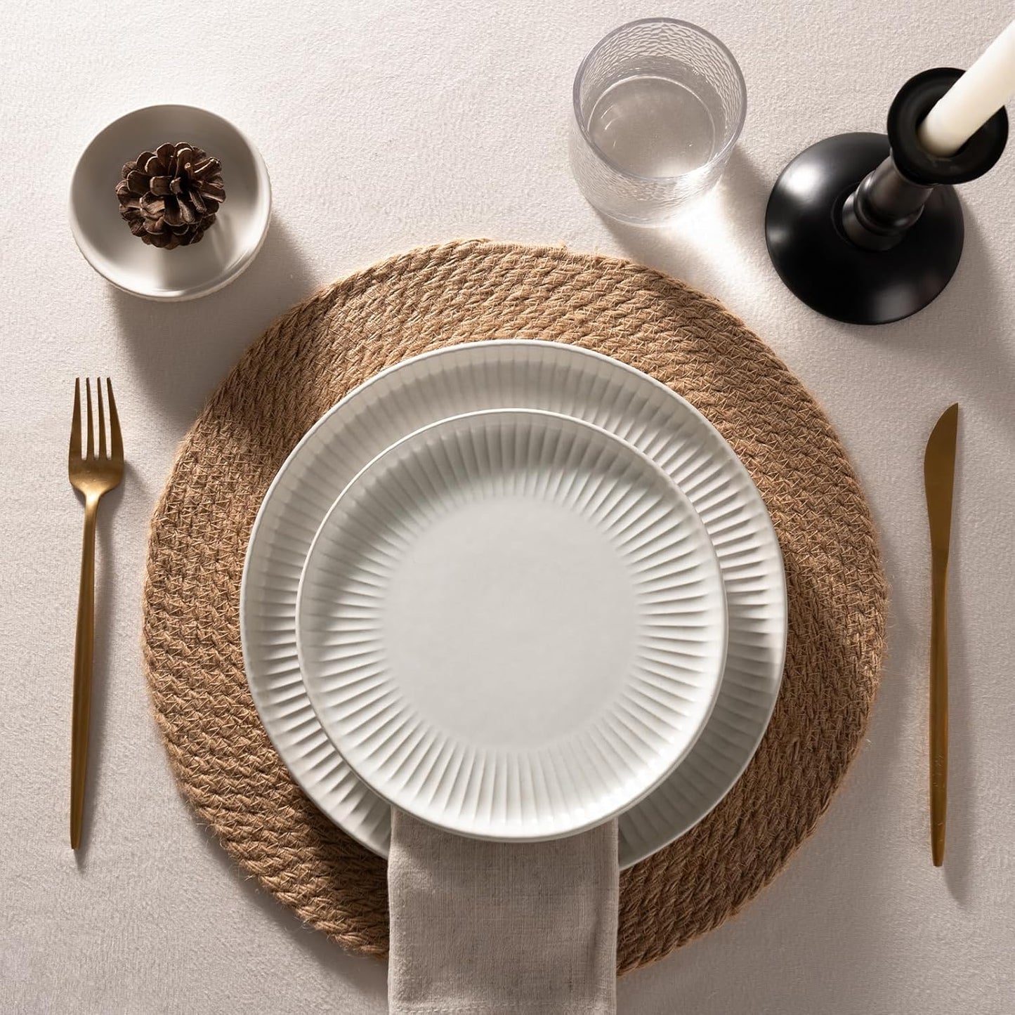Famiware Starlight Dinnerware Sets, Plates and Bowls Dish Set of 8 (24 Pieces), Ribbed Textured Tableware - Dishwasher & Microwave Safe, Chip Resistant, Reactive Glaze, Matte Reactive White